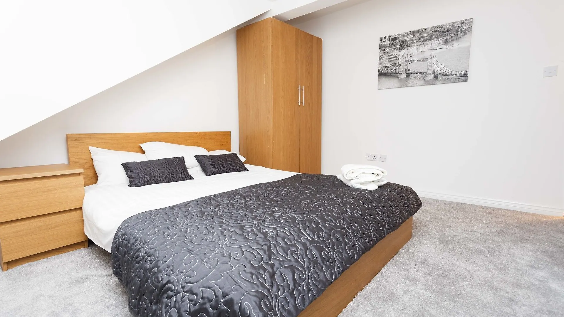 Ruth Apartments Leeds  0*, Leeds (West Yorkshire)