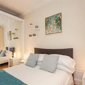 https://1-bedroom-chapel-street-apartment-aberdeen-city-center.hotelsaberdeenuk.com