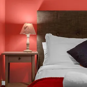 https://charming-apartment-in-the-old-town.edinburghhotelsuk.org